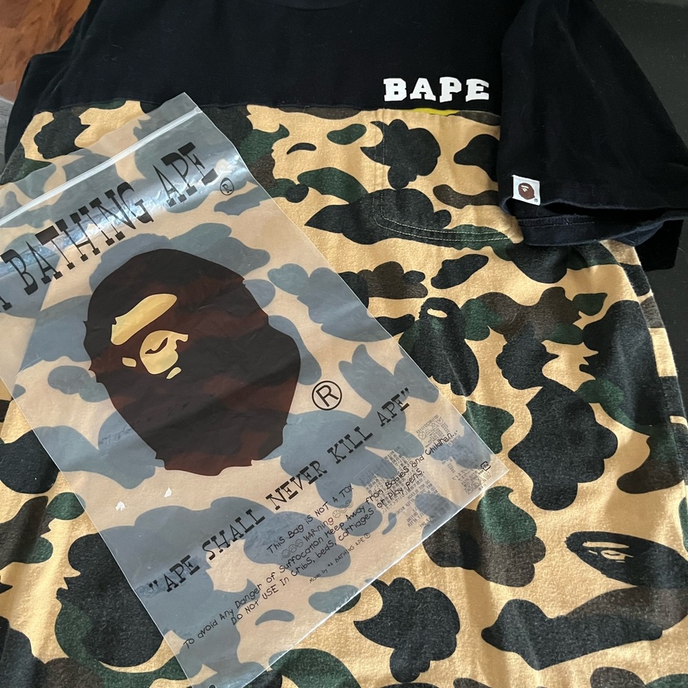 Bape Black/Camo Tee Size Large